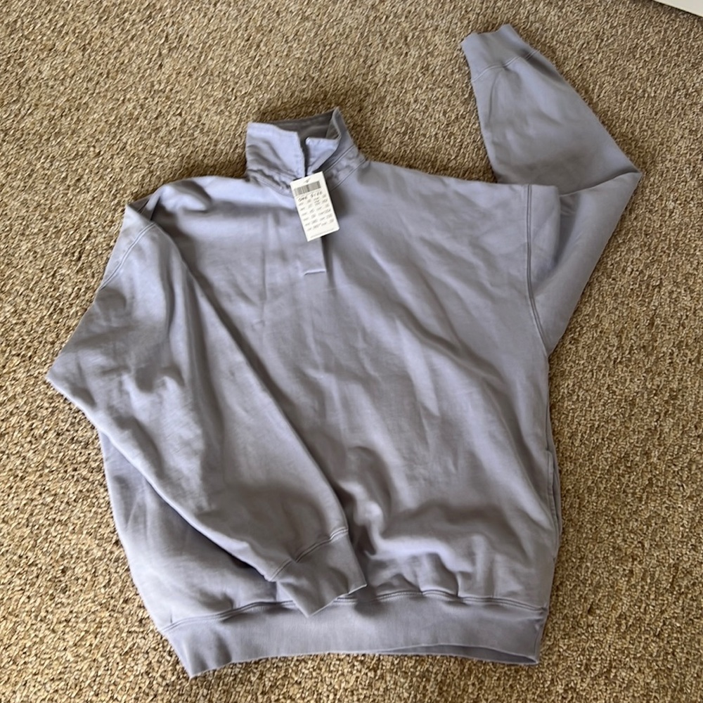 Brandy Melville Sweater